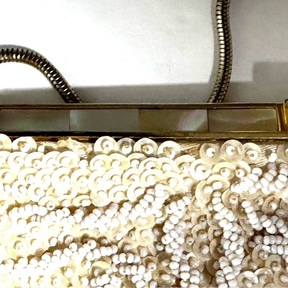 COPY - Vintage 1960s Handbag with Lucite Trim - Picture 2 of 6